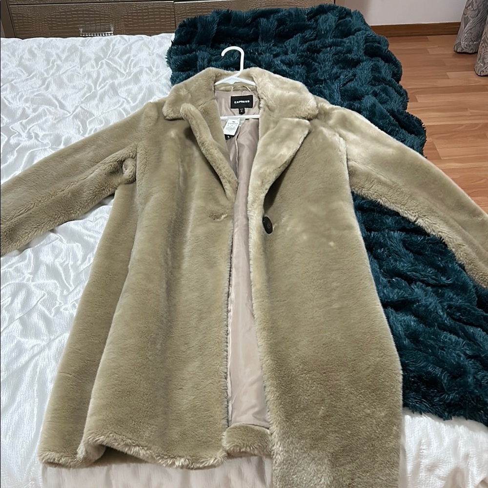 Express Jacket in Tan